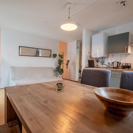 Apartment Im Historischen Altbau Am Marktplatz - Disney+, 300Mb/S Internet شيمنيتز المظهر الخارجي الصورة