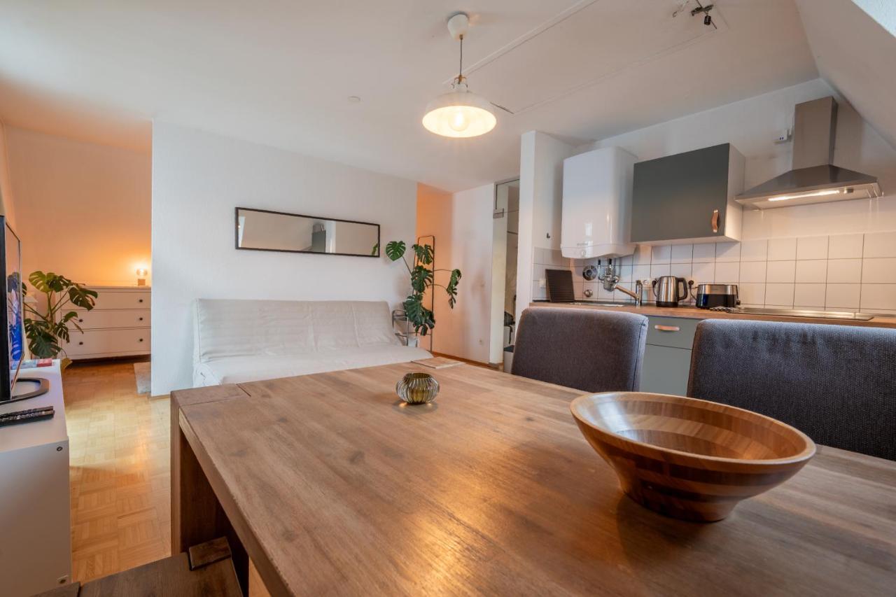 Apartment Im Historischen Altbau Am Marktplatz - Disney+, 300Mb/S Internet شيمنيتز المظهر الخارجي الصورة